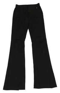 Čierne rebrované slabé flare nohavice