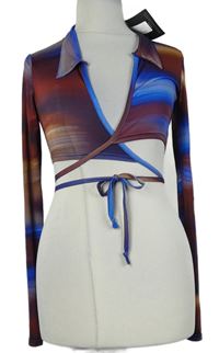 Dámské modro-vínové vzorované zavinovací crop triko PrettyLittle Thing
