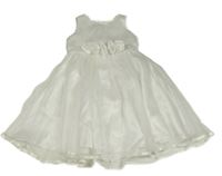 Bílé slavnostní šaty s kytičkami 