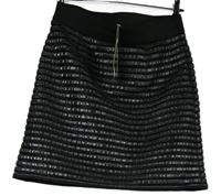 Nové - Dámska čierno-strieborná pruhovaná sukňa Savida