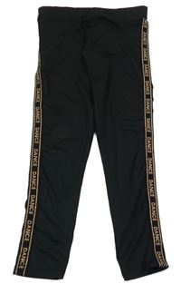 Čierne športové legíny s nápismi Tu