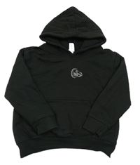 Čierna mikina s traktorom a kapucňou