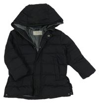 Čierna šušťáková prešívaná zimná péřová bunda s kapucňou Zara