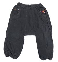 Šedé manšestrové podšité kalhoty se lvem