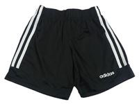 Černo-bílé sportovní kraťasy Adidas