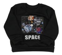 Čierna športová mikina s planetami a nápisom SHEIN