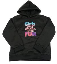 Čierna tepláková mikina s nápismi a kapucňou