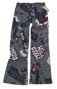 Nové - Sivé rifle s nápismi a obrázkami