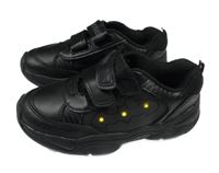 Černé koženkové botasky s Batmanem George vel. 29