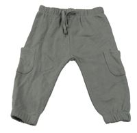 Tmavošedé tepláky s kapsami