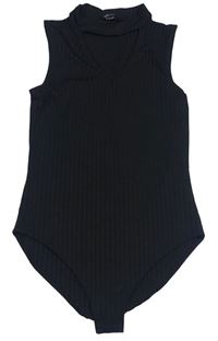 Čierne rebrované body s prestrihom New Look
