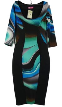 Nové - Dámske čierno-modro-zelené vzorované púzdrové šaty Goddess