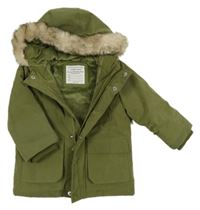 Khaki šušťáková zateplená bunda s kapucňou s kožešinou Primark