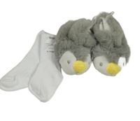 2set - Bílé ponožky + šedo-bílé chlupaté zateplené capáčky s tučňákem vel. 16/17