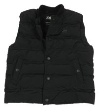 Černá šusťáková zateplená vesta Zara