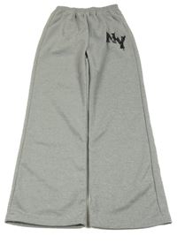 Šedé melírované široké tepláky s písmeny 