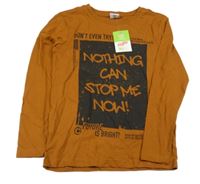 Nové - Hnědo-černé triko s nápisy Chapter young