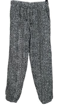 Dámske čierno-biele vzorované háremové nohavice Janina