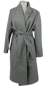Dámský šedý flaušový kabát s páskem 