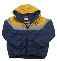 Hořčicovo-stříbrno-šedá šusťáková zimní bunda s nášivkou a kapucí 