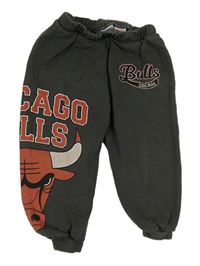 Tmavošedé tepláky s potiskem - Chicago Bulls 