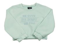 Mintová crop mikina s nápismi Ergeenomixx