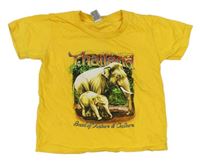 Žlté tričko so slonmi
