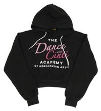 Čierna crop mikina s nápisom a kapucňou