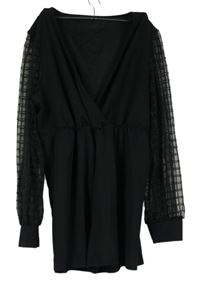 Dámsky čierny kraťasový overal s tylovymi kockovanymi rukávy