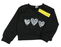 Čierna crop oversize mikina so srdiečkami Shein