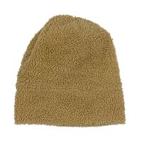 Béžová huňatá podšitá čapica