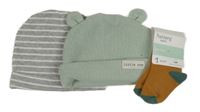 Nové - 3set - 2x čepice - šedo-bílá pruhovaná + mintová s oušky + 1x okrovo-zelené ponožky 