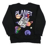 Černá mikina s raketou z překlápěcích flitrů a planetami H&M