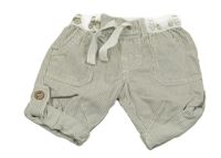 Hnedo-biele pruhované plátenné kraťasy s traktormi