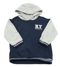 Tmavomodro-šedá mikina s nápisem a kapucí 