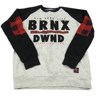 Bielo-sivo-čierno-červená mikina s nápismi C&A