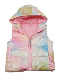 Duhová batikovaná šusťáková zateplená vesta s kapucí Dunnes