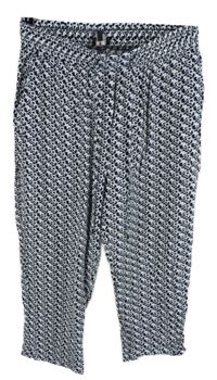 Dámské bílo-tmavomodré vzorované culottes kalhoty Via Cortesa 
