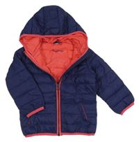 Tmavomodrá šusťáková prošívaná zateplená bunda s kapucí 