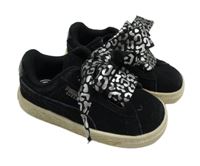 Černé semišové botasky s mašlou Puma vel.24