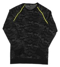 Čierno-sivé army spodné funkčné tričko Crivit