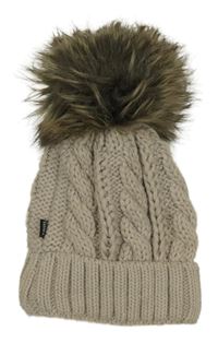 Béžové čepice s bambulí 