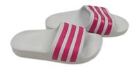 Nové- Bílé pantofle s pruhy Adidas vel.28