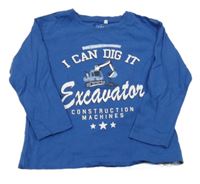 Modré triko s nápisem a bagrem Name it