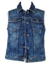 Dámska modrá rifľová vesta s nášivkami SoccX