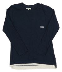 Tmavomodré tričko s vreckom