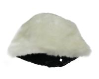 Biela kožušinová čapica