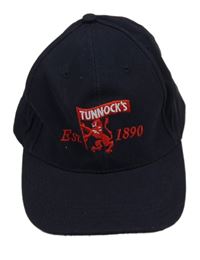 Tmavomodrá šiltovka s výšivkou