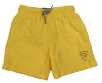 Žlté plážové kraťasy so znakom F&F