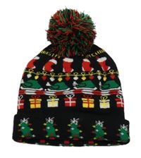 Černo-barevná pletená vánoční čepice s bambulí 